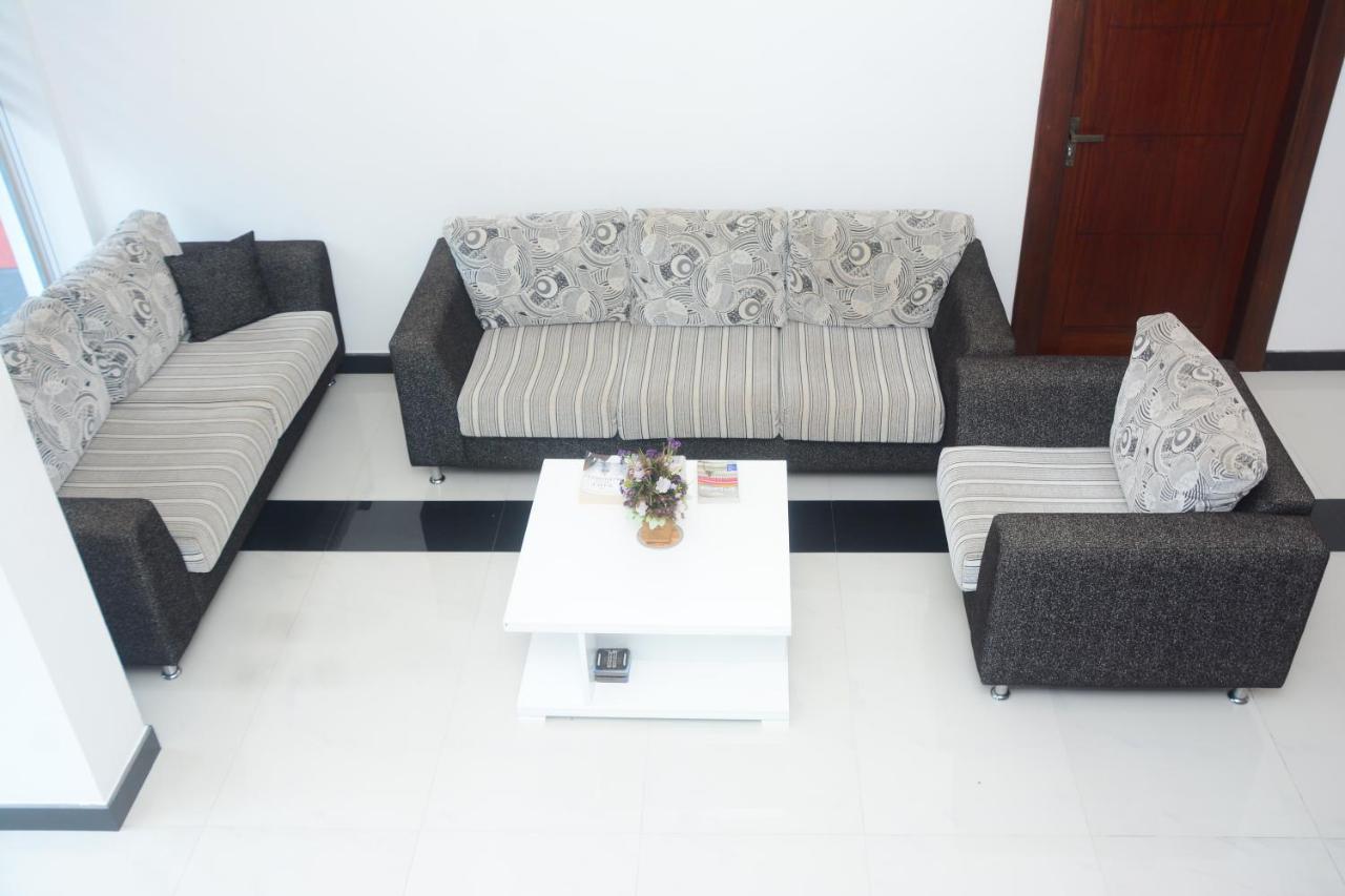 Concey Transit Hotel Airport View Katunayaka Екстериор снимка