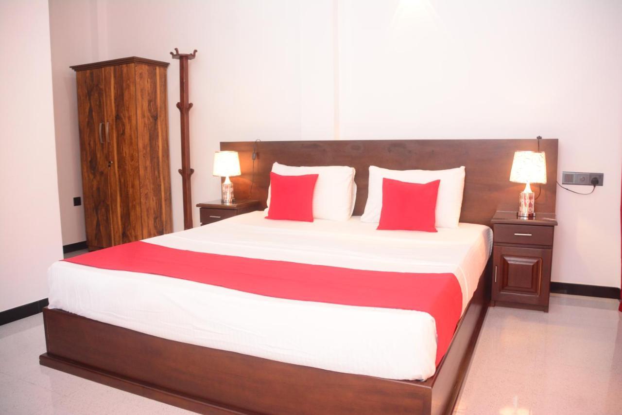 Concey Transit Hotel Airport View Katunayaka Екстериор снимка