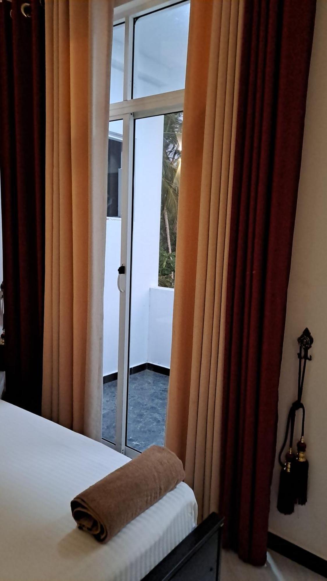 Concey Transit Hotel Airport View Katunayaka Екстериор снимка